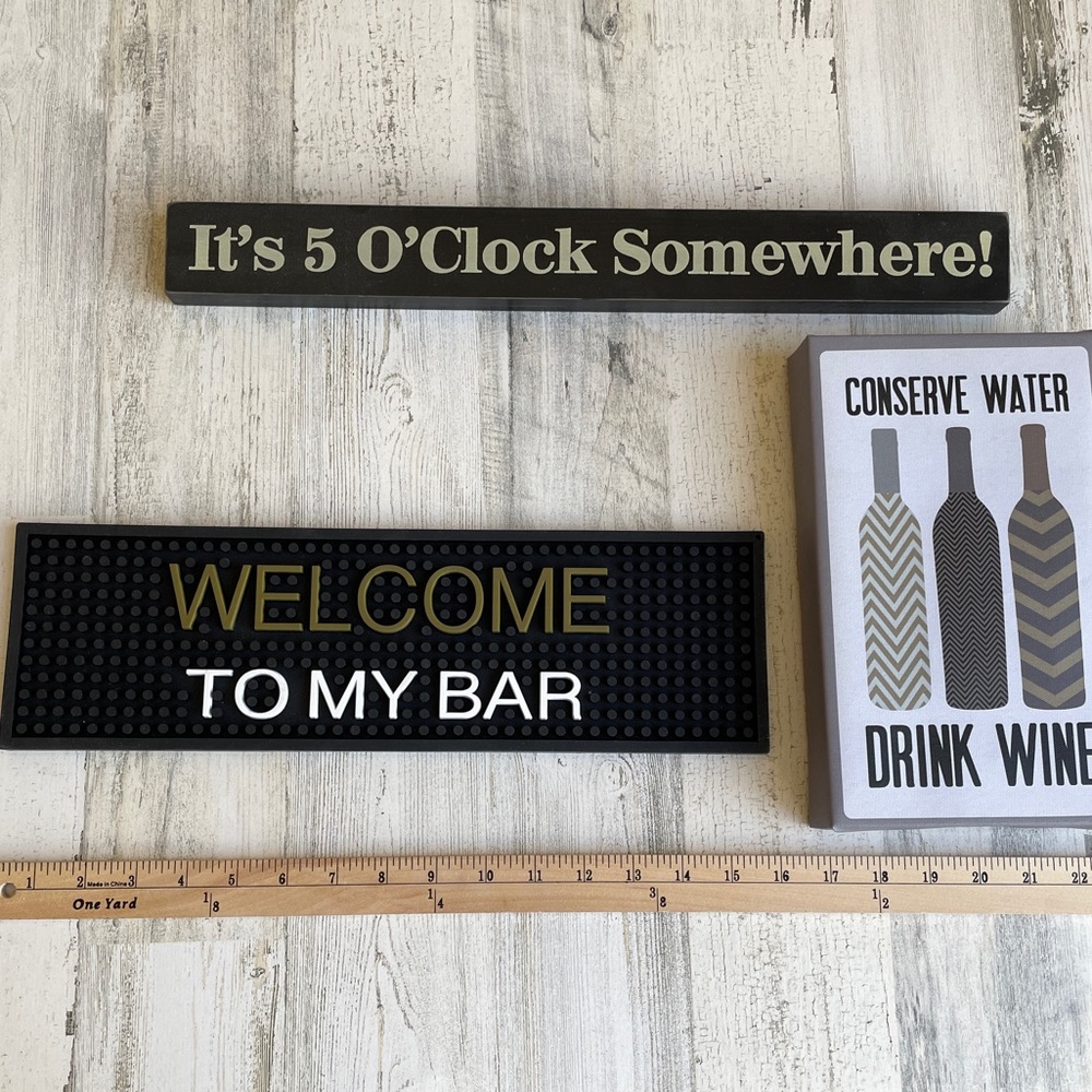 BUNDLE OF BAR ACCESSORIES FOR HOME WINE BAR …